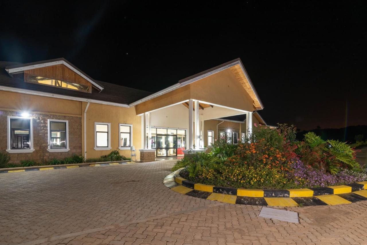 Lodge Elementaita Mountain